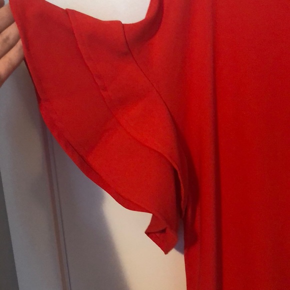 Red dress - Picture 2 of 2